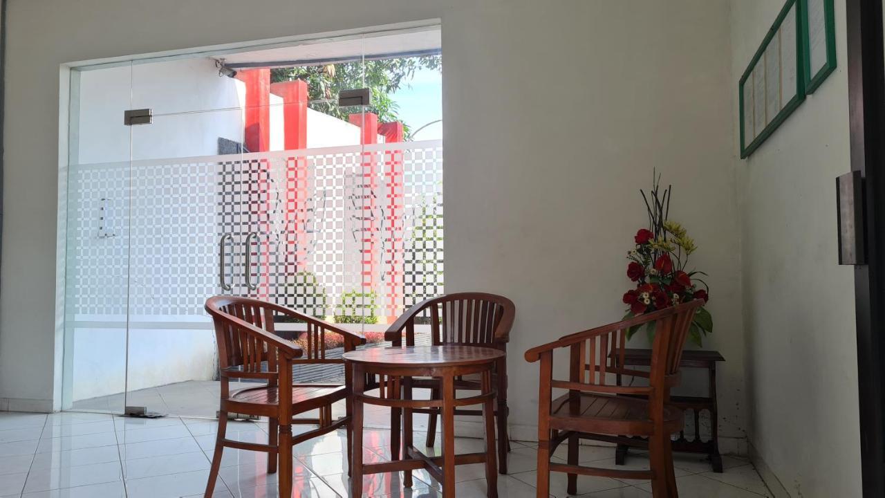 Oyo 90831 Gardenia Prambanan 2*